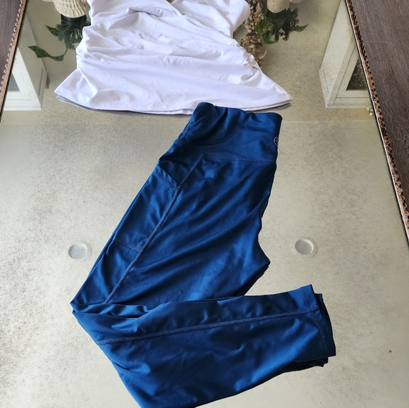 Fabletics Top & pants combo - Picture 2 of 7